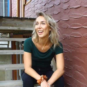 Meet your Posher, Antonia